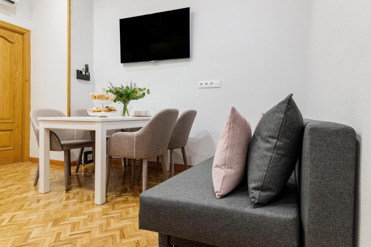 Centrico Apartamento En Puerta Del Sol - Atocha Madrid Exterior foto