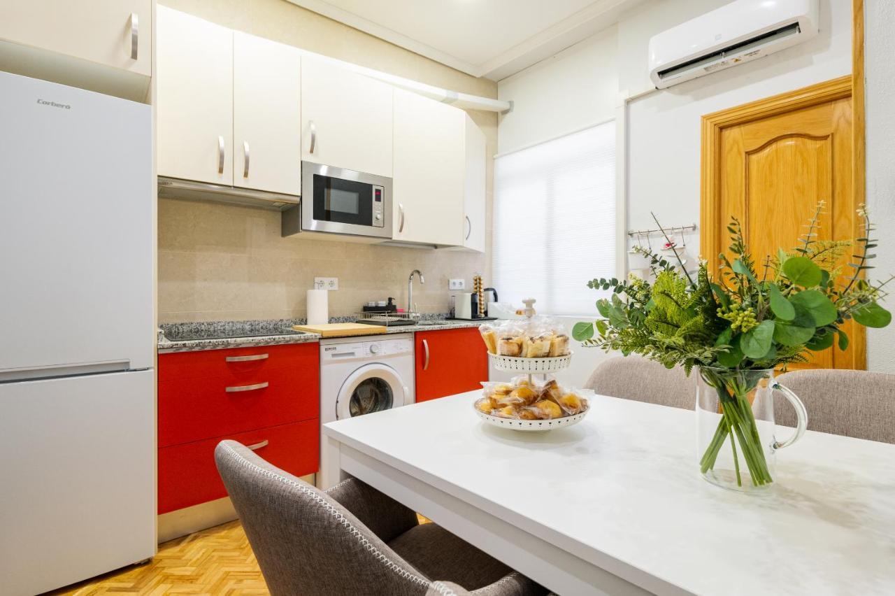 Centrico Apartamento En Puerta Del Sol - Atocha Madrid Exterior foto