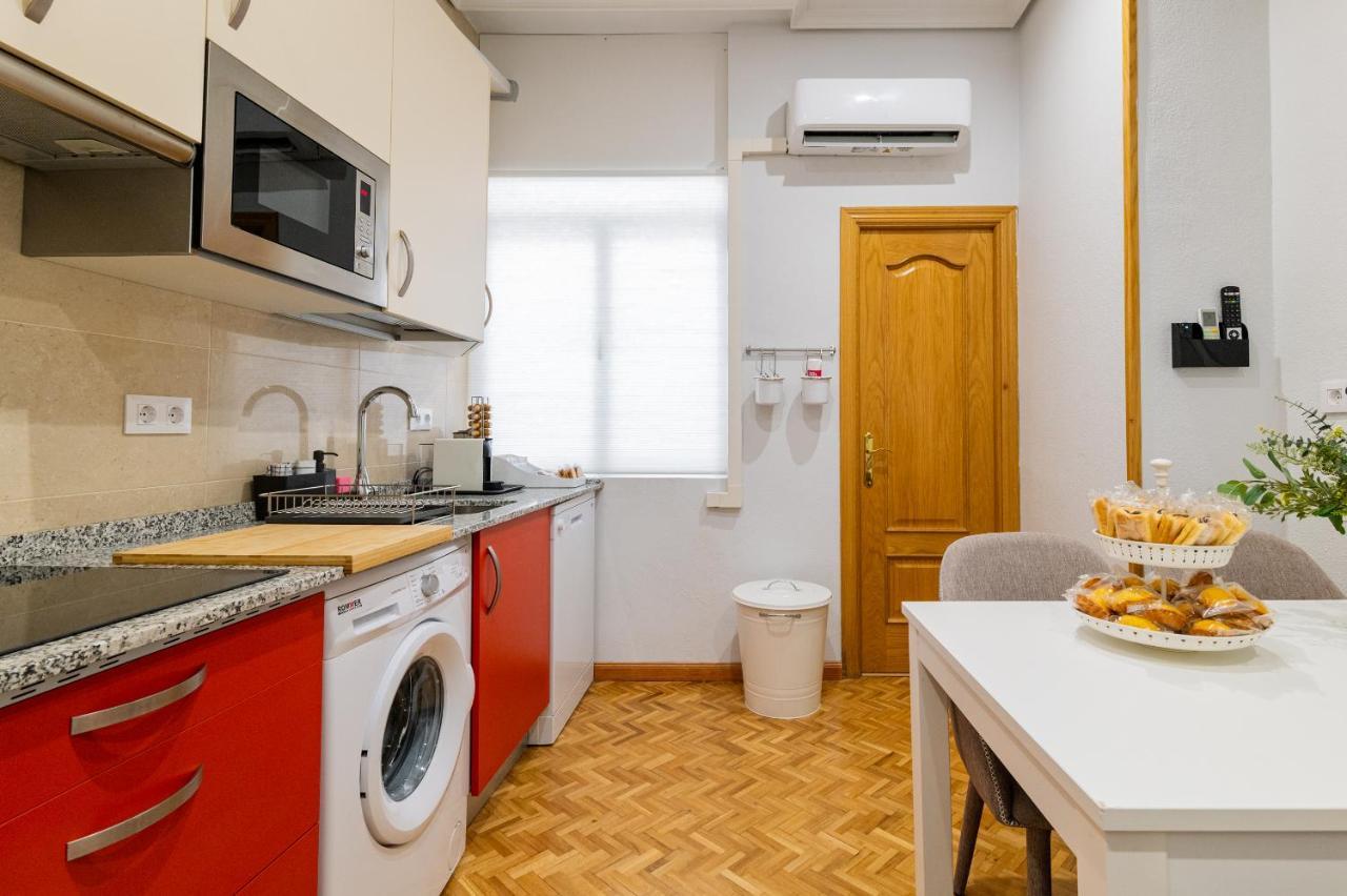 Centrico Apartamento En Puerta Del Sol - Atocha Madrid Exterior foto